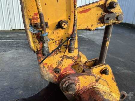 Mobiele graafmachines 1982 Poclain P60 (14)