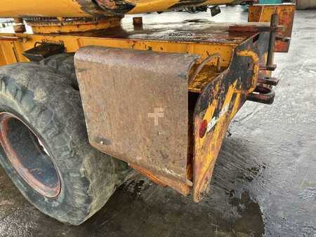 Mobiele graafmachines 1982 Poclain P60 (22)