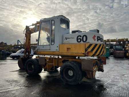 Mobiele graafmachines 1982 Poclain P60 (5)