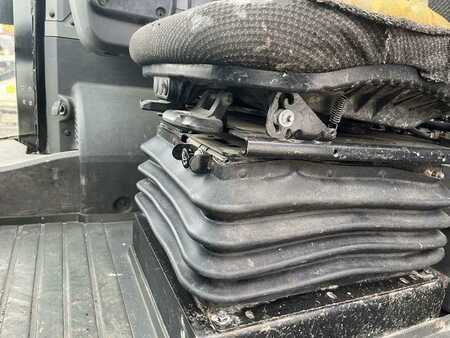 Chargeuse sur pneus 2013 Caterpillar 950K (26)