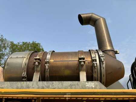 Koparki gąsienicowe 2000 Liebherr R924HDSL LITRONIC (38)