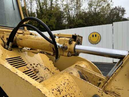 Cargadoras sobre orugas 1982 Caterpillar 953 (16)