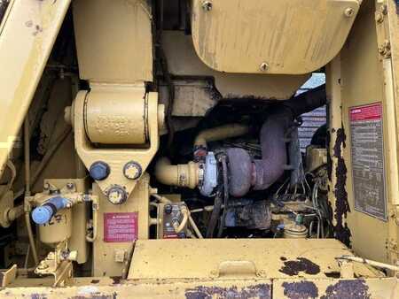 Cargadoras sobre orugas 1982 Caterpillar 953 (37)