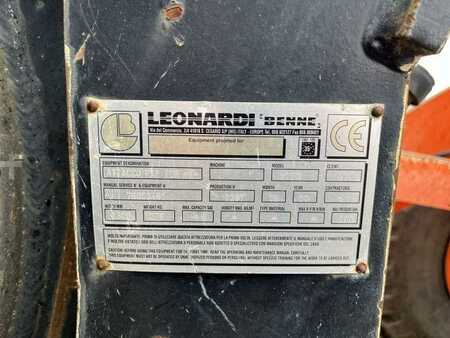 Chargeuse sur pneus 2000 Hitachi W130A (16)