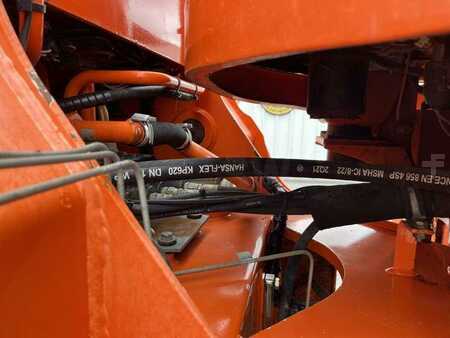 Chargeuse sur pneus 2000 Hitachi W130A (27)