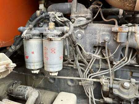 Chargeuse sur pneus 2000 Hitachi W130A (29)