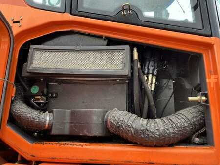 Chargeuse sur pneus 2000 Hitachi W130A (46)