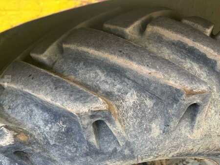 Minidumprar 2006 Neuson 4001 (43)