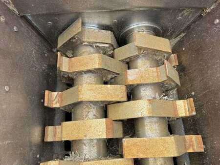 Ostatní 2021 [div] IMPAKTOR 250 EVO (32)