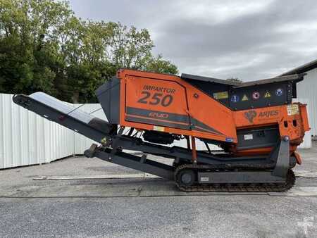 Ostatní 2021 [div] IMPAKTOR 250 EVO (4)