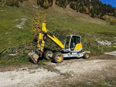 Annet 2013 MENZI MUCK M325 (1)