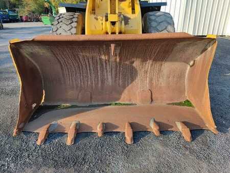 Chargeuse sur pneus 1998 Komatsu WA270-3 (11)