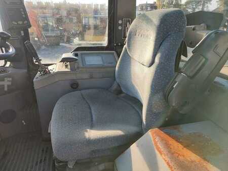 Chargeuse sur pneus 1998 Komatsu WA270-3 (35)