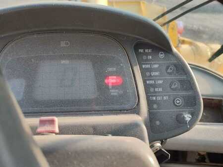 Chargeuse sur pneus 1998 Komatsu WA270-3 (40)