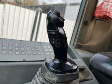 Kolové nakladače 2011 Liebherr L576 (31)