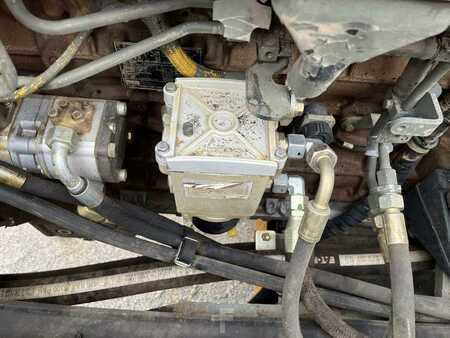 Kolové nakladače 2011 Liebherr L576 (46)