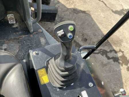 Dumper Cingolati 2018 Wacker Neuson DW90 (40)