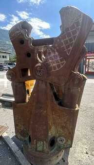 Autres 2006 Montabert Lot 2 Croc Béton (3)