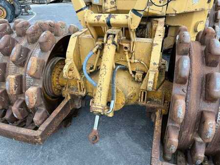 Autres 1978 Caterpillar 825 + porte engins (22)