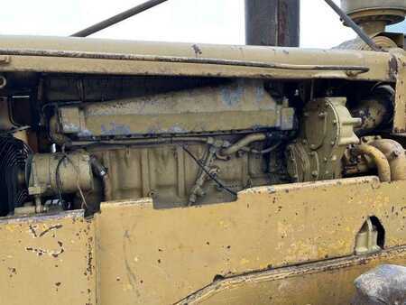 Autres 1978 Caterpillar 825 + porte engins (27)