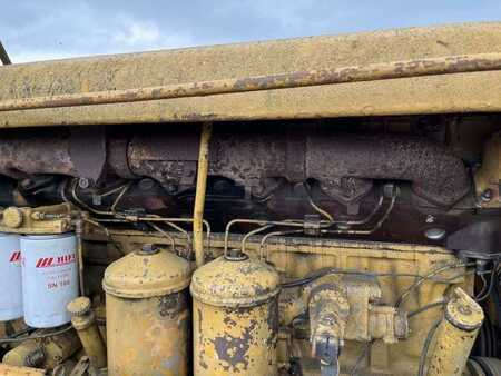 Autres 1978 Caterpillar 825 + porte engins (34)