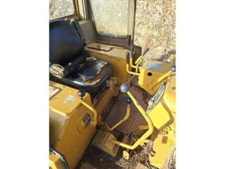Bulldosere 1989 Caterpillar D6D (6)