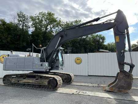 Excavadoras de cadenas 2015 Volvo EC220DL (1)