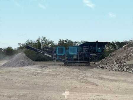 Sonstige 2015 POWERSCREEN PREMIERTRAK 400 A MACHOIRE (2)
