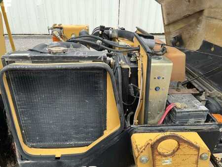 Fårfodruller 2003 Caterpillar CB225D (29)