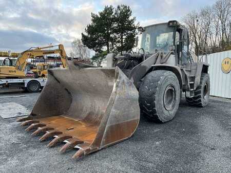 Chargeuse sur pneus 2009 Liebherr L580 (2)