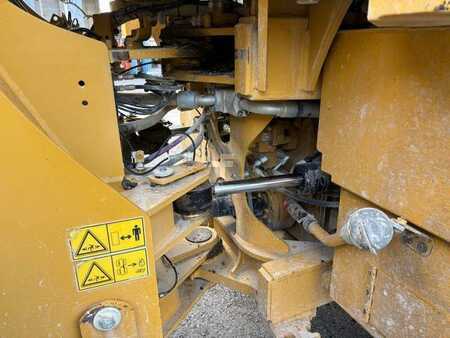 Kolové nakladače 2014 Caterpillar 962K (48)