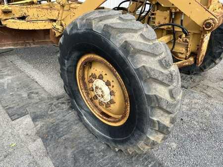 Motoniveladoras 1984 Caterpillar 120G (11)