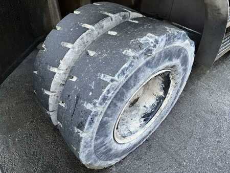 Rehandling Excavators 2009 Caterpillar M325D MH (9)