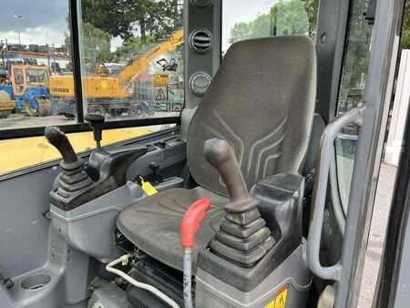 Minibagry 2008 Volvo ECR58 (41)