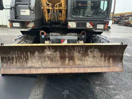 Mobil gravemaskin 2010 Hitachi ZX140W-3 (18)