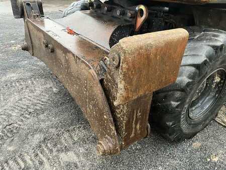 Mobil gravemaskin 2010 Hitachi ZX140W-3 (20)