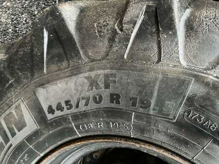 Mobil gravemaskin 2010 Hitachi ZX140W-3 (25)