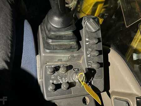 Mobil gravemaskin 2010 Hitachi ZX140W-3 (42)