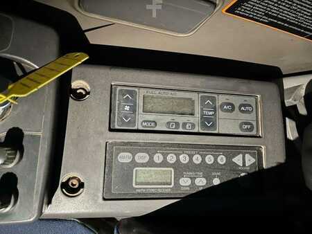 Mobil gravemaskin 2010 Hitachi ZX140W-3 (43)