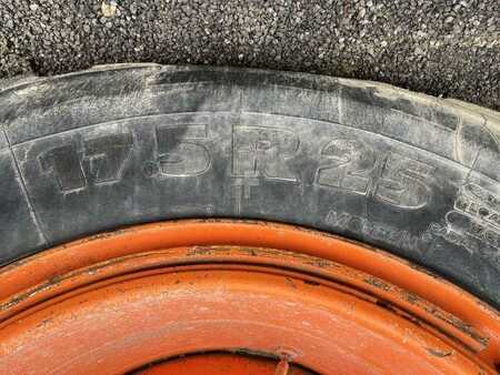 Grejdry 2007 Caterpillar 140H VHP PLUS EQUIPEE 3D (32)