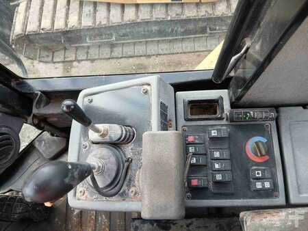 Kolové nakladače 2009 Caterpillar 930H (10)