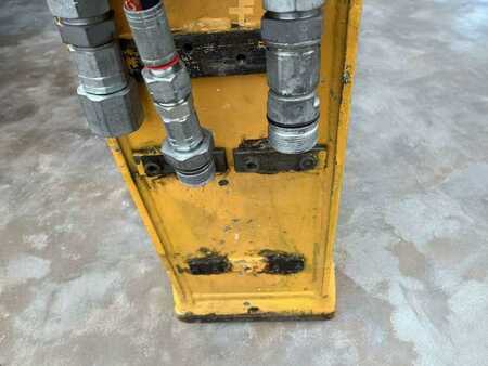 Konvolutt gravemaskin 2003 Liebherr A316 LITRONIC (18)