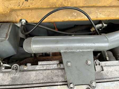 Konvolutt gravemaskin 2003 Liebherr A316 LITRONIC (42)