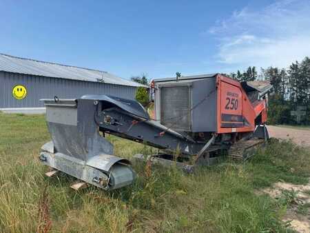 Ostatní 2020 [div] IMPAKTOR 250 EVO + crible embarqué (2)