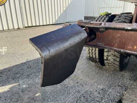 Rehandling Excavators 1991 Case 1088P (21)