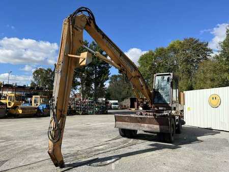 Rehandling Excavators 1991 Case 1088P (3)