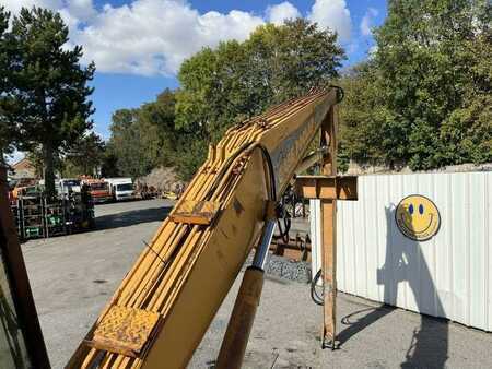 Rehandling Excavators 1991 Case 1088P (38)