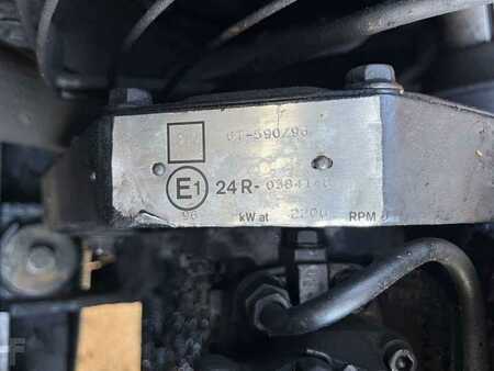 Rehandling Excavators 1991 Case 1088P (46)