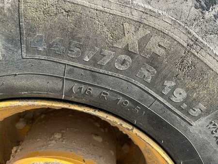 Mobilní bagry 2014 Volvo EW140D (29)