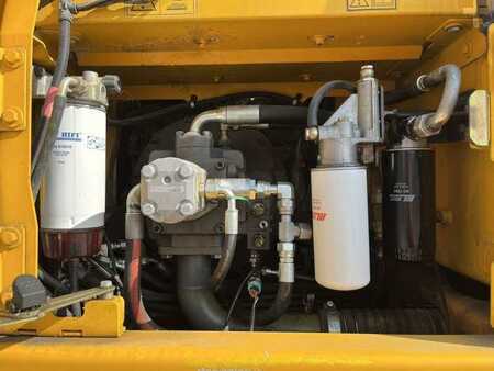 Mobilní bagry 2014 Volvo EW140D (31)